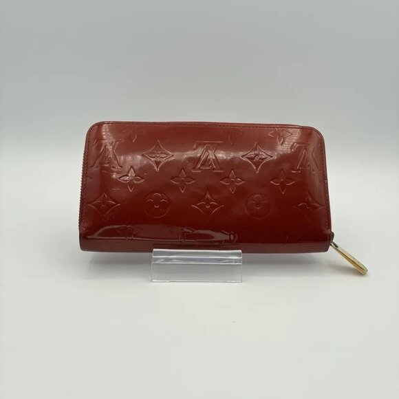Louis Vuitton Monogram Red Vernis Patent Leather Zippy Waller w/COA - Picture 2 of 7